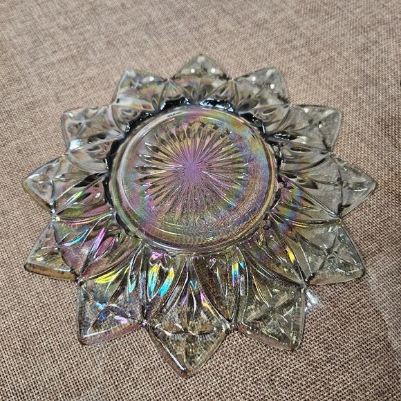 Vintage Federal Glass Smokey Gray Petal Design Iridescent Carnival Glass Plates - Picture 11 of 11